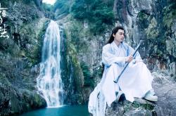 开云体育登录-东京的雨，改写历史的序章—2026世界杯C组，当日本蓝邂逅德国战车，C罗用最后的倔强点亮奇迹之光