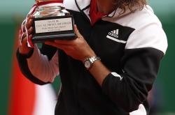 开云体育中国-西班牙网球队翻盘欧洲网球队，西西帕斯三分雨点燃全场