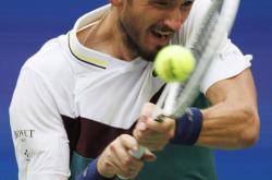 开云体育app-法国网球队力克世界网球队，梅德韦杰夫惊艳世界