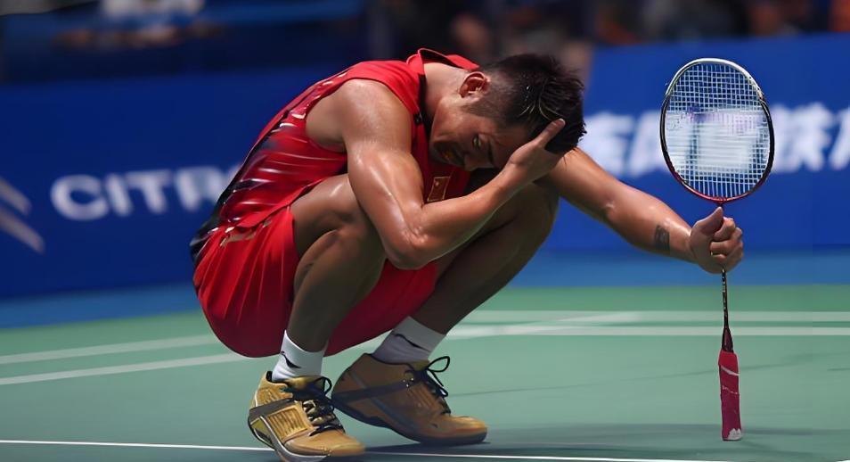 中国羽毛球队险胜韩国羽毛球队，林丹送出助攻