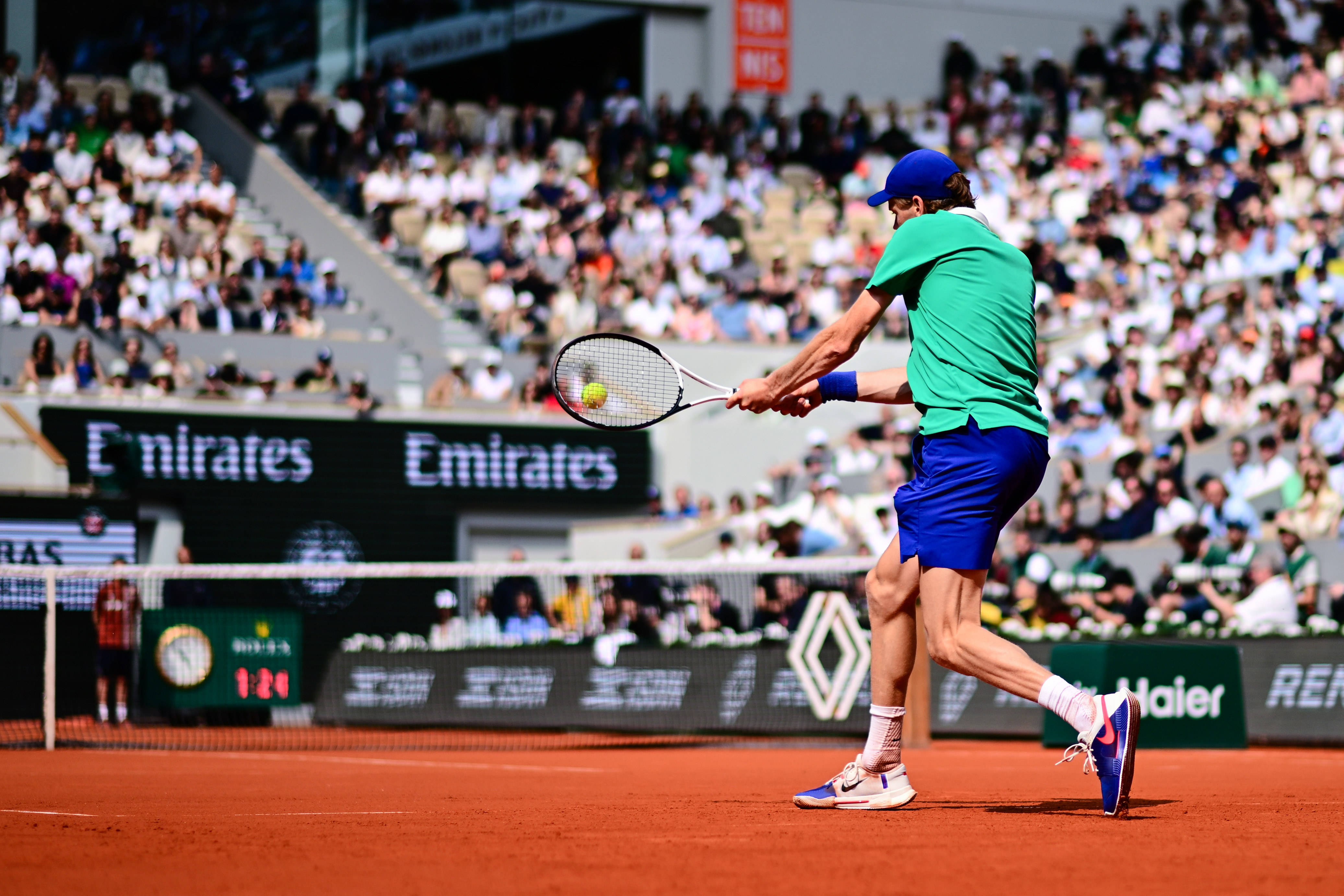 世界网球队鏖战欧洲网球队，阿尔卡拉斯惊艳世界