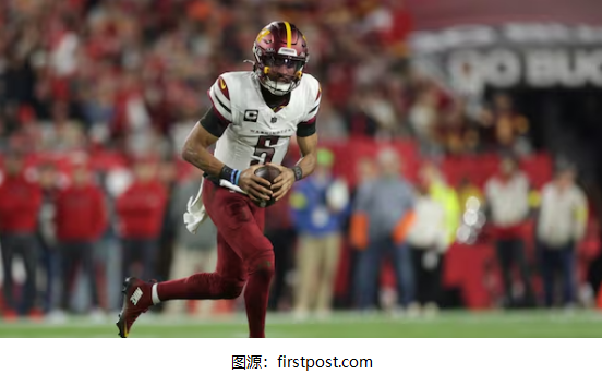 橄榄球选手发挥出色,荣膺最佳MVP 橄榄球选手发挥出色,荣膺最佳MVP