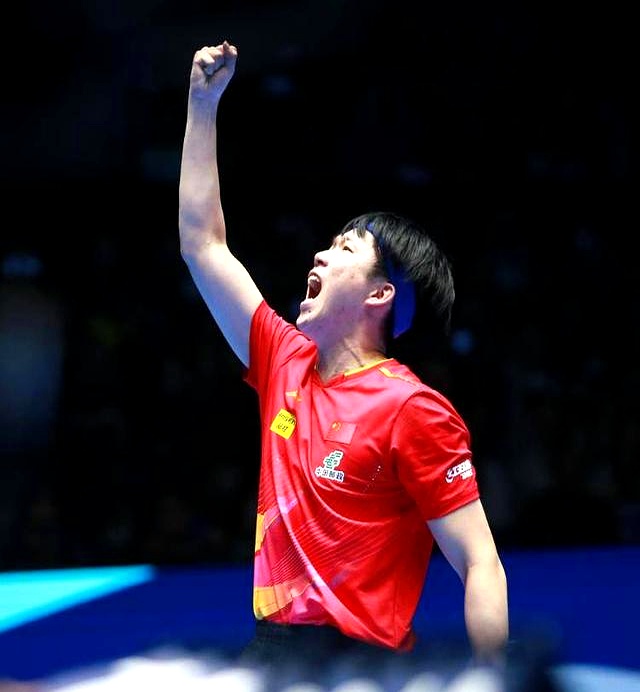 终极之夜!乒乓球冠军悬念即将揭晓 终极之夜!乒乓球冠军悬念即将揭晓