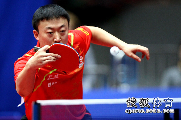 中国队完胜丹麦队，马琳点燃赛场