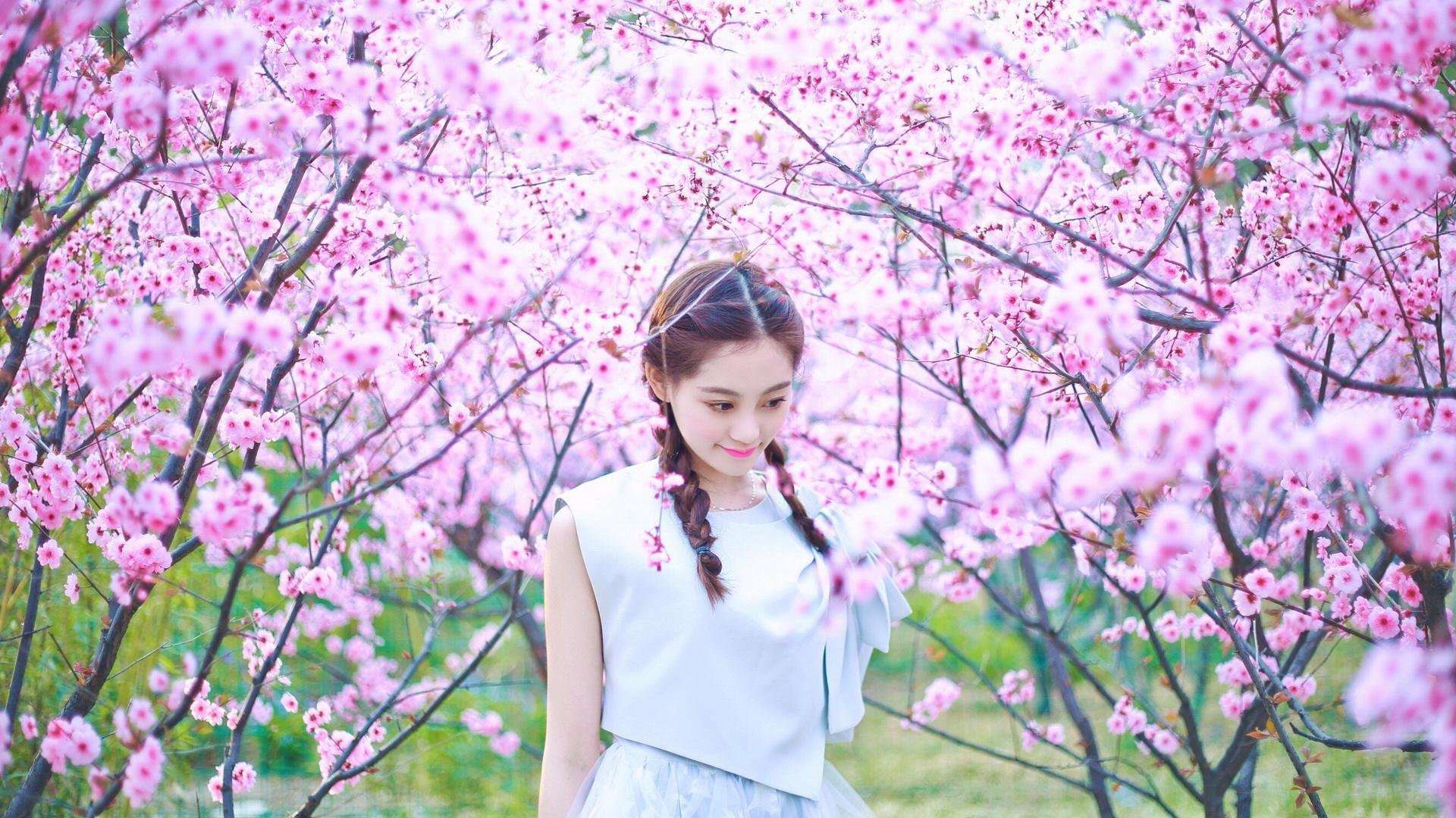 佩德里独舞与高原雄鹰的集体翱翔,绿茵场上同样响亮的证明之战