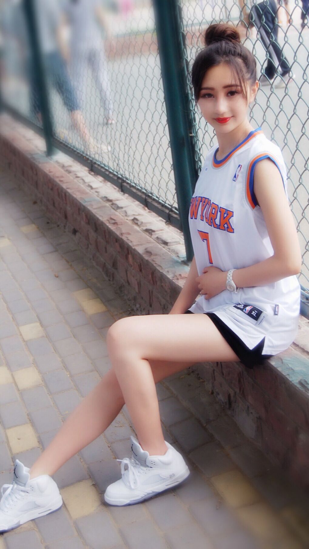 跨界体育奇迹，勒沃库森生死战取胜中国，迪马利亚F1新赛季揭幕战接管比赛